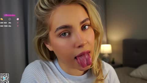 Snapshot of lipswithsmileonthem chatting on January 25, 2025, 3:09 am Amelia online show from January 25, 2025, 3:09 am