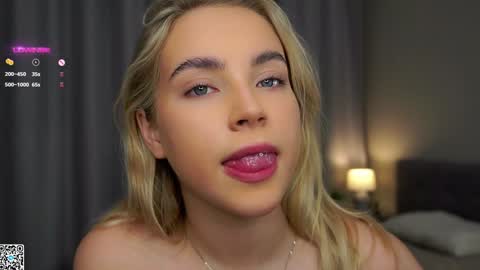 Snapshot of lipswithsmileonthem chatting on January 26, 2025, 1:09 am Amelia online show from January 26, 2025, 1:09 am