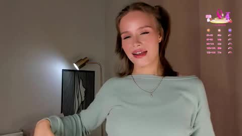 Snapshot of lipswithsweetonthem chatting on September 9, 2025, 1:16 am Lina online show from September 9, 2025, 1:16 am