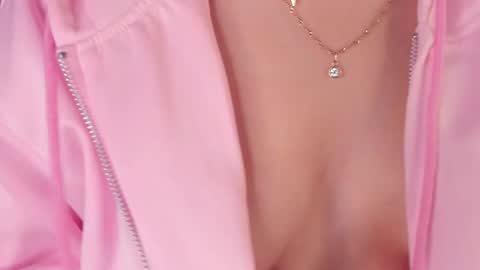 Snapshot of lipswithsweetonthem chatting on September 30, 2025, 1:21 am Lina online show from September 30, 2025, 1:21 am