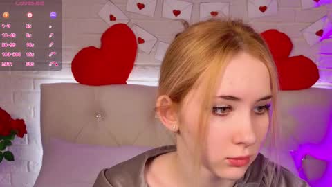 lirakink online show from February 8, 2026, 4:05 am