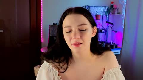 Snapshot of lirara chatting on February 4, 2026, 11:27 am lirara online show from February 4, 2026, 11:27 am