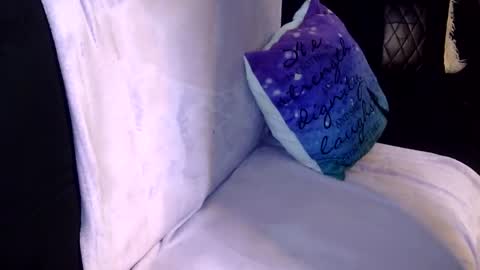 Transexual Elixir online show from September 28, 2025, 4:01 pm