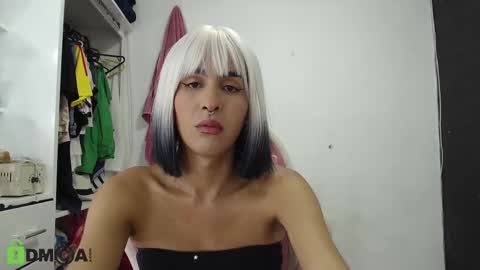 Snapshot of lisa_00_ chatting on February 3, 2025, 1:52 am lisa_00_ online show from February 3, 2025, 1:52 am