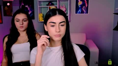 Lisa online show from November 12, 2025, 11:21 am