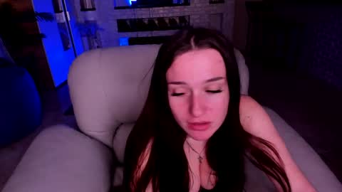 lisa_elfy online show from March 6, 2025, 10:41 am
