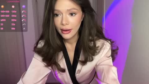 lisa_graham online show from April 5, 2026, 4:53 am