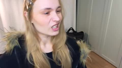 Elisabeth or Lisa online show from February 20, 2026, 8:20 pm