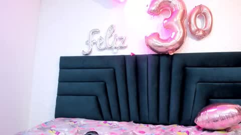 lisa white  online show from January 24, 2025, 4:16 am