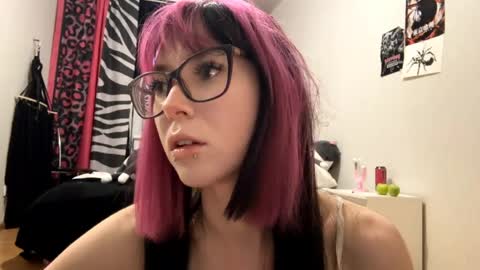 Aileen online show from May 27, 2026, 6:38 pm