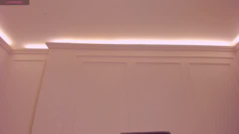 Snapshot of lisaflowersx chatting on March 4, 2026, 11:05 am Lisa Flowers online show from March 4, 2026, 11:05 am