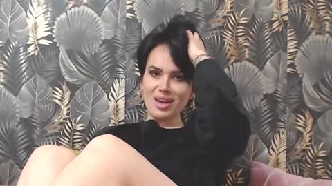 Lisa Grand online show from April 19, 2026, 10:03 am