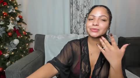 lisaloves6ix9 online show from December 12, 2024, 6:25 am
