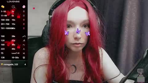 lisamoth online show from September 30, 2025, 3:00 am