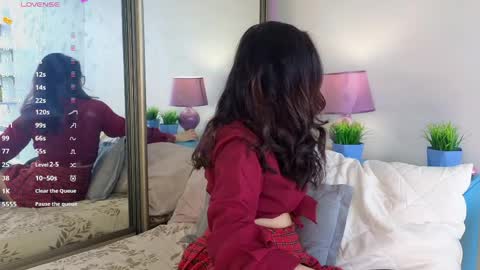 Snapshot of lisandrazieba chatting on April 11, 2026, 5:34 am Kira online show from April 11, 2026, 5:34 am