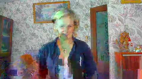 Lisasimsxs online show from February 28, 2026, 12:28 pm
