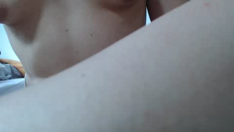 Snapshot of lisaskybaby chatting on June 17, 2026, 5:54 am Lisaskybaby online show from June 17, 2026, 5:54 am