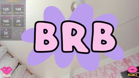 lisawalker_ online show from December 11, 2024, 5:59 pm