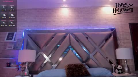 lisawalker_ online show from October 29, 2025, 3:25 pm