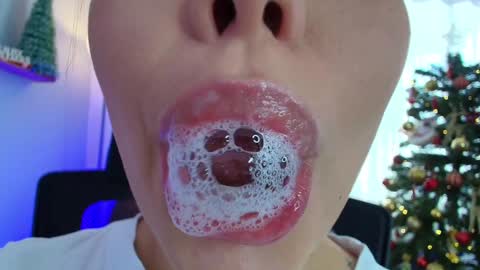 Lisbet online show from December 4, 2024, 2:37 pm