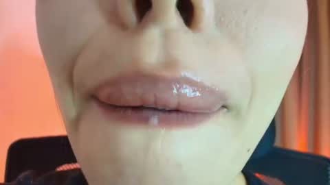 Snapshot of lisbet_21x chatting on June 22, 2026, 9:12 pm Lisbet online show from June 22, 2026, 9:12 pm