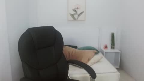 Liseth Fox online show from January 31, 2025, 12:18 pm