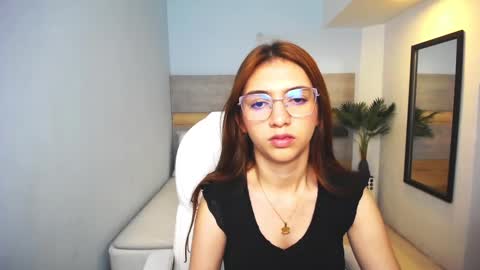 Liseth Fox online show from February 3, 2025, 7:10 pm