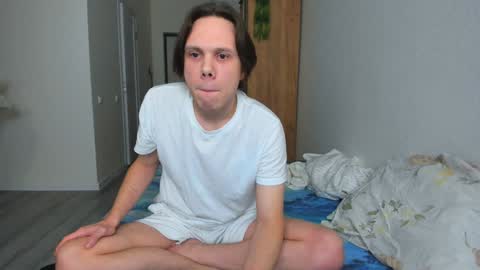 Snapshot of lissa_alfie chatting on December 8, 2024, 4:25 am Alfie online show from December 8, 2024, 4:25 am