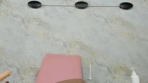 Lisa online show from March 10, 2025, 9:21 am