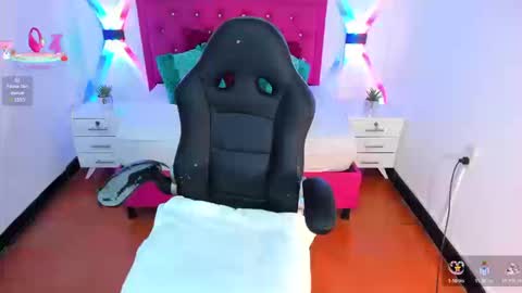 Snapshot of lissa_jhonsoon chatting on September 21, 2025, 12:01 am L I S S A online show from September 21, 2025, 12:01 am