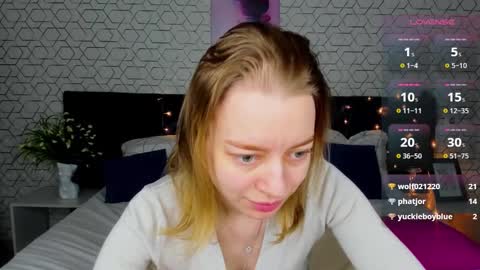 Snapshot of lissa_kitsune chatting on December 28, 2024, 8:26 am Lissa online show from December 28, 2024, 8:26 am
