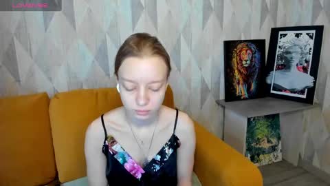Snapshot of lissa_kitsune chatting on February 18, 2025, 6:59 am Lissa online show from February 18, 2025, 6:59 am