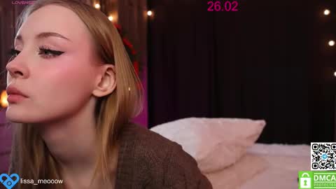Snapshot of lissa_meooow chatting on February 26, 2025, 3:53 am your Liza again. Next stream Dec. 1 at 2 or 3 GMT online show from February 26, 2025, 3:53 am
