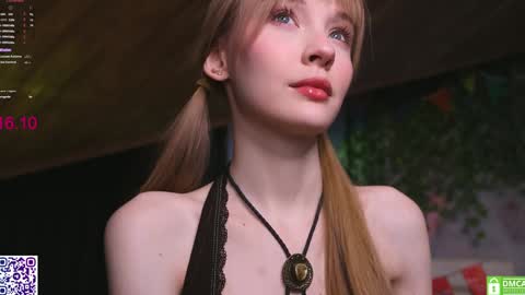 Snapshot of lissa_meooow chatting on October 16, 2025, 5:19 am your Liza again. Next stream Dec. 1 at 2 or 3 GMT online show from October 16, 2025, 5:19 am