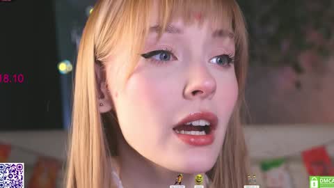 Snapshot of lissa_meooow chatting on October 18, 2025, 5:43 am your Liza again. Next stream Dec. 1 at 2 or 3 GMT online show from October 18, 2025, 5:43 am