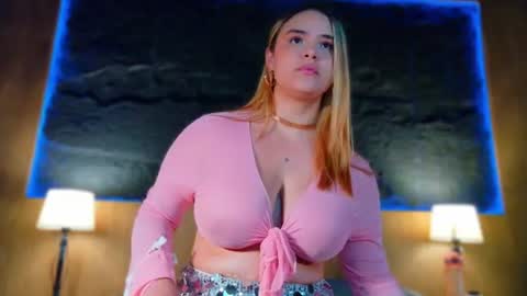 Snapshot of lissa_monroe_ chatting on July 4, 2026, 4:24 pm lissa_monroe_ online show from July 4, 2026, 4:24 pm