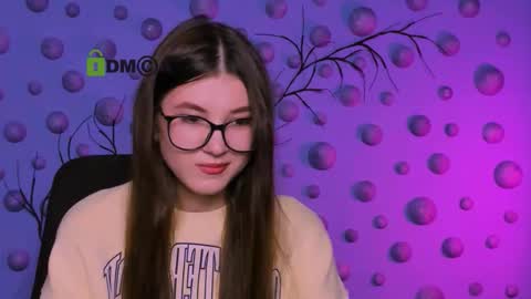 lissa_night online show from December 16, 2025, 10:09 am