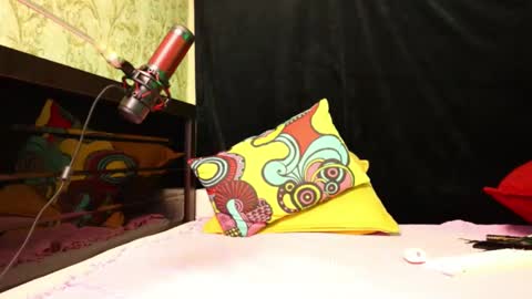 Snapshot of lissaho chatting on December 5, 2024, 5:28 pm Lissa Ross online show from December 5, 2024, 5:28 pm