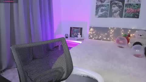 lissameoww online show from October 30, 2025, 1:51 am