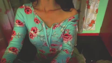 Snapshot of lisstaylor chatting on March 3, 2025, 8:43 pm Liss online show from March 3, 2025, 8:43 pm