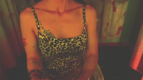 Snapshot of lisstaylor chatting on March 6, 2025, 4:49 pm Liss online show from March 6, 2025, 4:49 pm