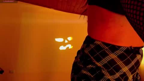 Liss online show from October 20, 2025, 4:07 pm