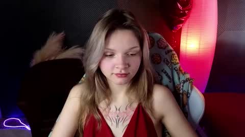 Lena online show from March 6, 2025, 4:30 am