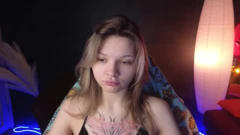 Lena online show from March 9, 2025, 1:04 am