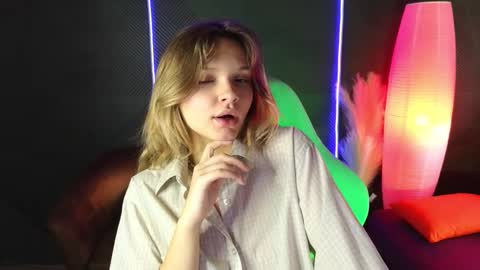 Lena online show from September 21, 2025, 1:51 am