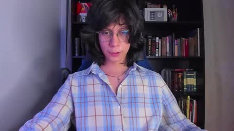 Literateboy online show from November 11, 2025, 1:16 am