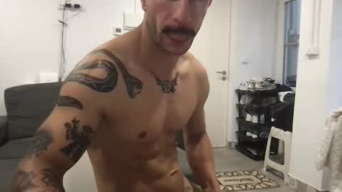 litlelover online show from October 9, 2025, 6:06 pm