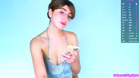 Lana online show from September 25, 2025, 5:27 pm