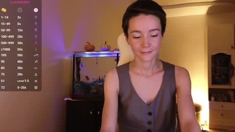 Alisa online show from October 8, 2025, 8:17 pm