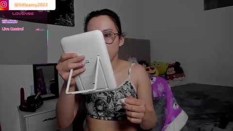 Snapshot of little__ammy chatting on February 22, 2026, 9:02 pm little__ammy online show from February 22, 2026, 9:02 pm